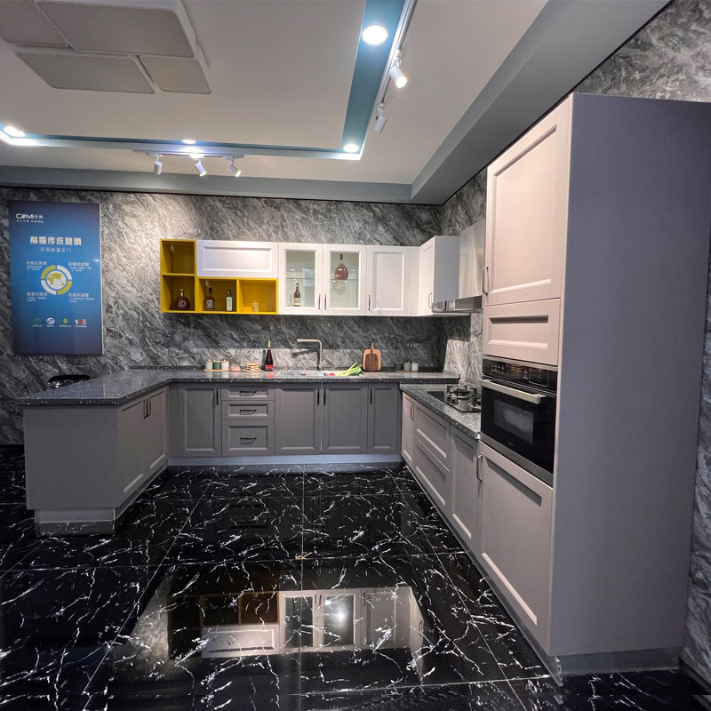 किन PVC आधुनिक ग्रे किचन क्याबिनेटहरू समकालीन घरहरूको लागि पहिलो विकल्प बनिरहेका छन्?